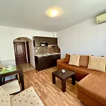Cozy - In Diamant Апартамент
